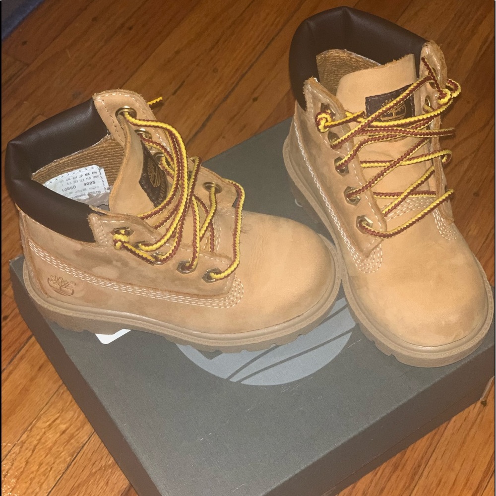 Beige timberland